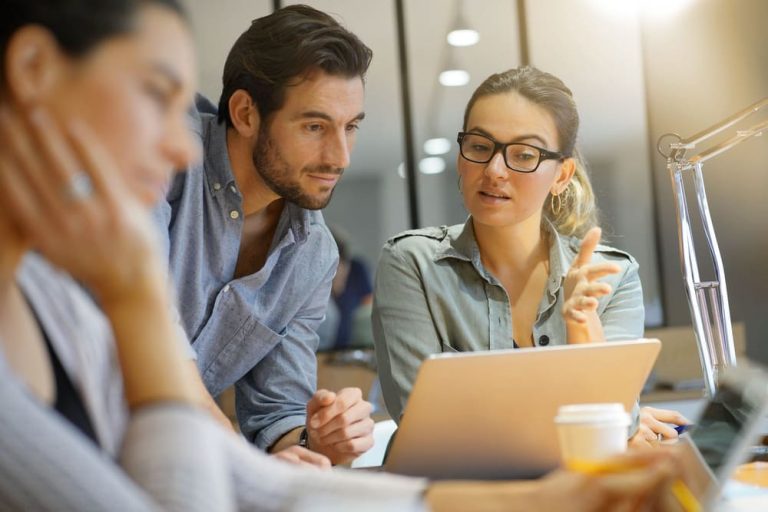 Développer une stratégie commerciale en équipe