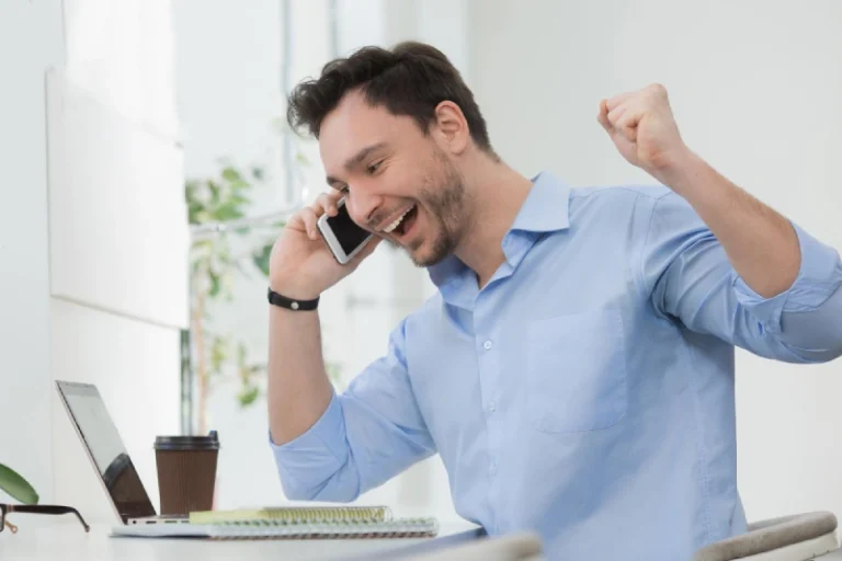 employé ayant closé un contrat