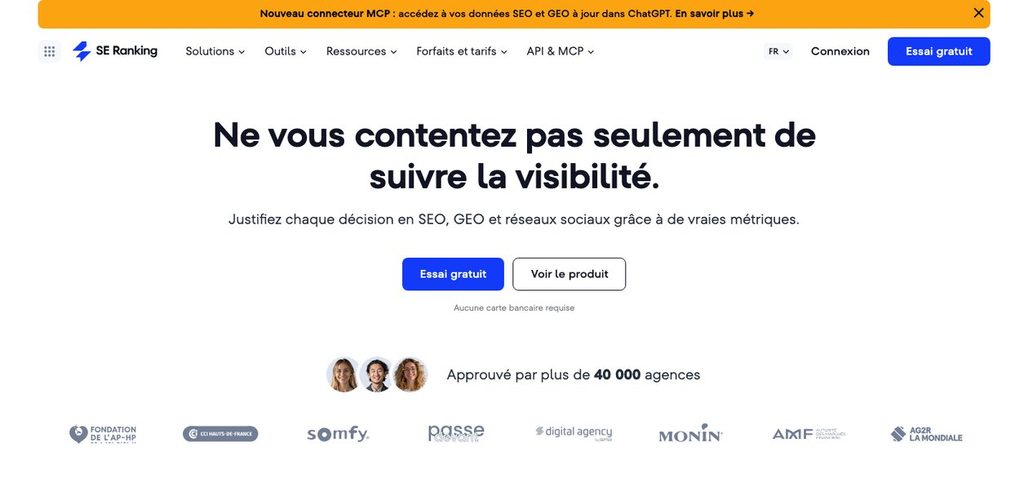 Page d'accueil de SE Ranking, logiciel de suivi de positions, d'audit de site et de visibilité dans la recherche IA
